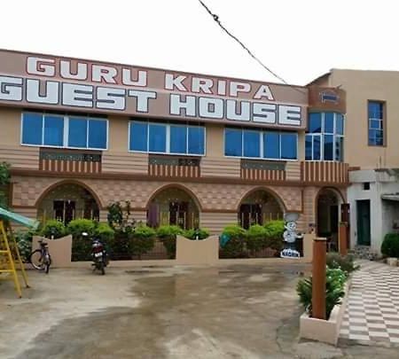 Hotel Guru Kripa Джамшедпур Екстер'єр фото