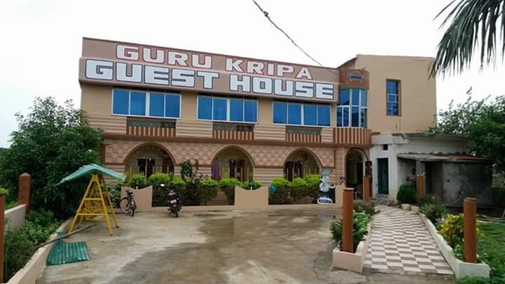 Hotel Guru Kripa Джамшедпур Екстер'єр фото